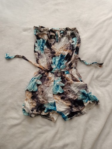 Blue flowery play suit small - play,