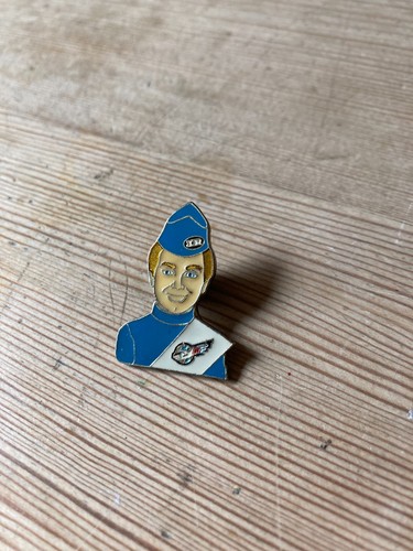 Alan tracy thunderbirds enamel - alan,