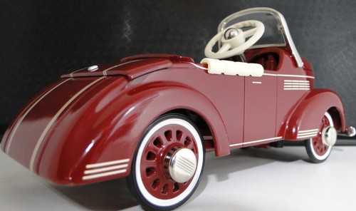 Mini pedal car - pedal, "too