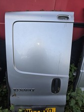 Vivaro pair Of Doors N/s Wing  Rear Doors Silver