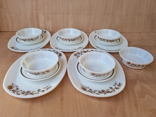 Vintage pyrex brown floral - pyrex,