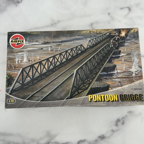 Lot airfix pontoon bridge - lot,