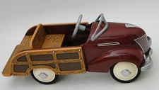 Ford Woody MINI Pedal Car