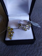 Ambilobe Sphene Bezel Set Ring