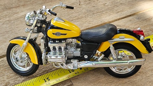 Maisto honda valkyrie f6c - maisto, 1:18