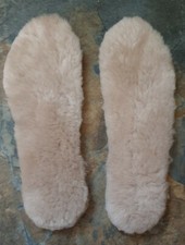 100 % British Sheepskin Insoles 2 - 6 cut to size. Please read full description.