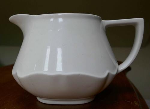Vintage crown ducal - ducal, jug