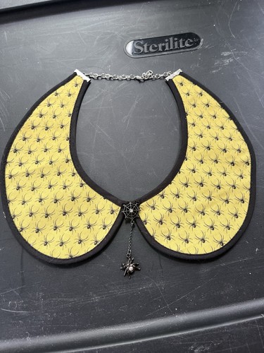 Yellow and black spider collar - and,