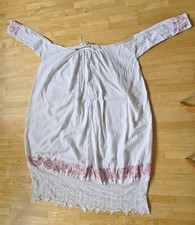 Antique Priest Alb, Alb