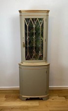 Drinks display corner china