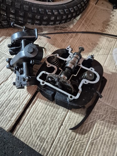 Suzuki sp370 cylinder head - suzuki,