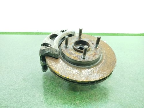 1544568 front left wheel hub