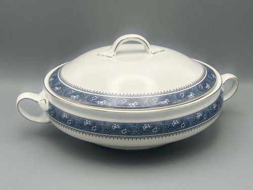 Aynsley blue mist handled - -,