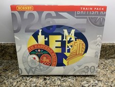 13 Hornby OO Gauge R2084 King Class 'King Charles' Trainpack. Boxed. Mint.