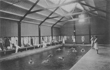CLAYESMORE SCHOOL - SWIMMING