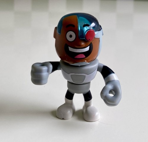 Teen titans cyborg mini figure - titans,