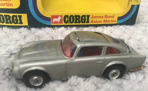 Corgi james bond aston - bond, martin