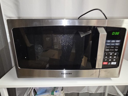 Toshiba 23l digital - 23l, microwave