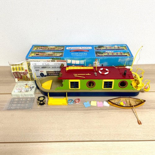 Sylvanian families riverside - families,