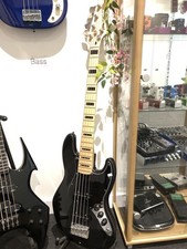 Squier Jazz Bass 5 string