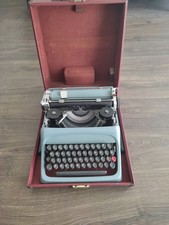 Vintage Collectable Olivetti Studio 44 Pale Blue Typewriter With Case