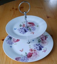 cake stand