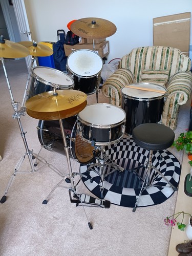 Ludwig drum kit - ludwig,