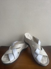 Pavers Women’s Wide