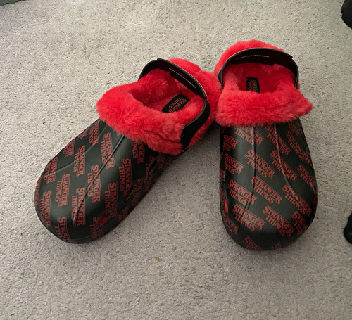 Stranger things clogs
