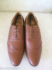 MENS THOMAS BROOKS SIZE 8 42