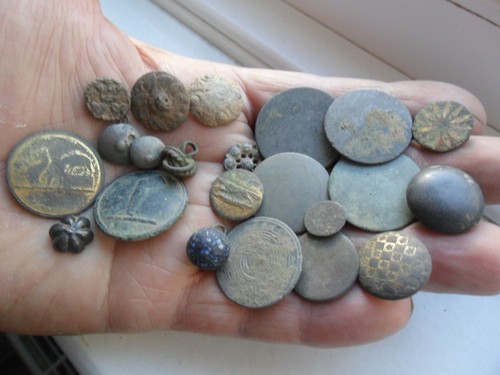 16th 19th c buttons - x,