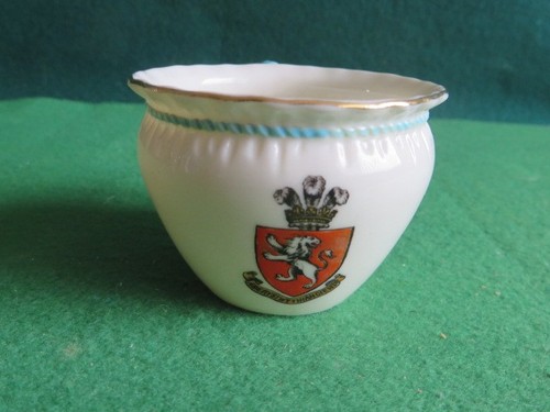 Goss crested china small - crested,
