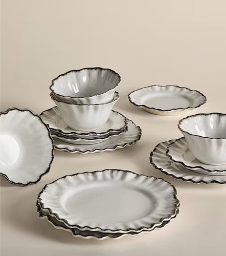 Peice ruffles dinner - m&s,
