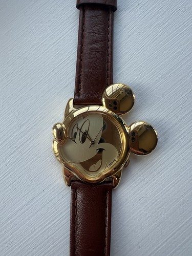 Vintage lorus disney mickey - disney,