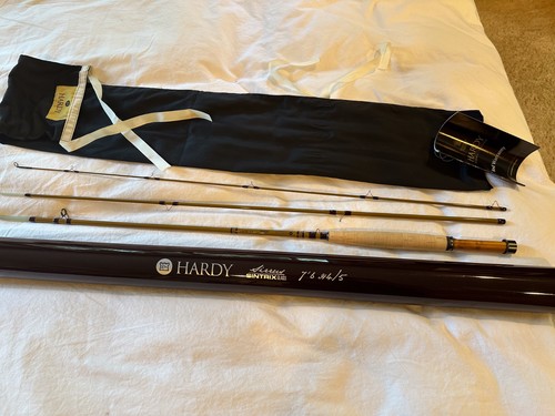 Hardy sirrus sintrix - sirrus,
