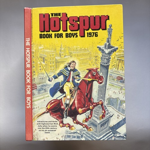 Hotspur book for boys 1976 - for,