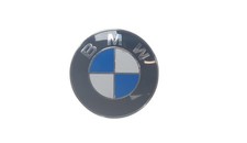 7044207 FRONT BADGE / 1529802