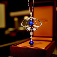 Antique Gold Pendant Necklace
