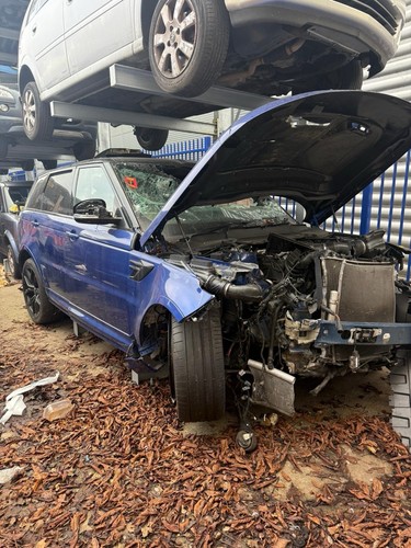 Breaking 2020 range rover - breaking,