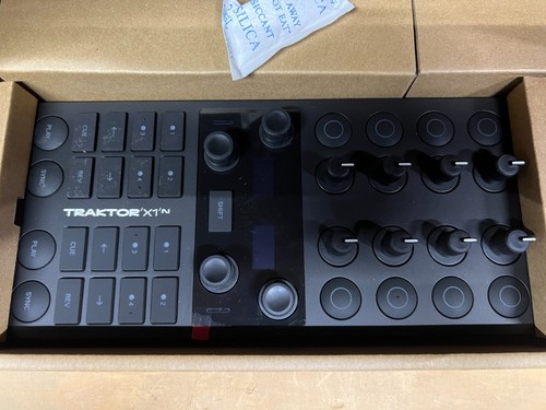 Native instruments traktor - instruments, x1