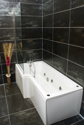 Shaped whirlpool shower bath - l,