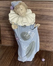 Nao LLADRO Porcelain Figurine