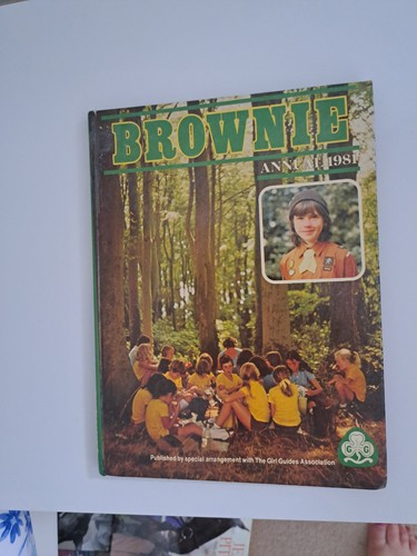 1982 brownie annual - 1982,