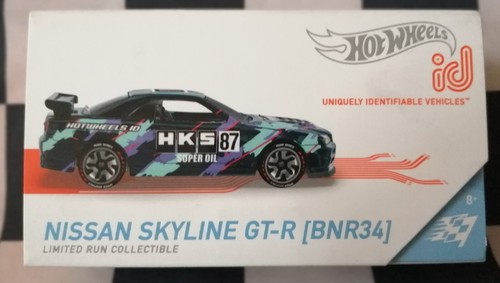Hot wheels nissan - wheels, id