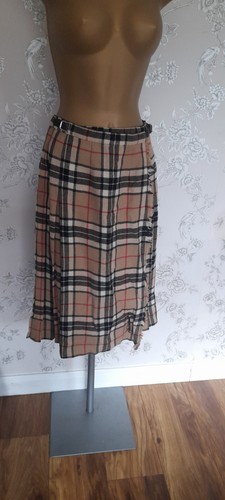 Pitlochry scotland ladies - pitlochry, of