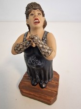 Discworld Clarecraft DW68 Agnes Nitt Inc Original Box, Tent Card & Signed - Mint