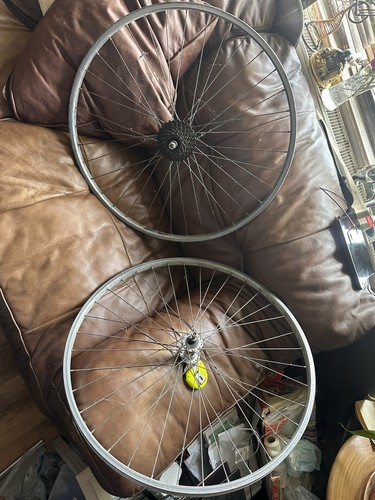 Used 700c wheel set - used,