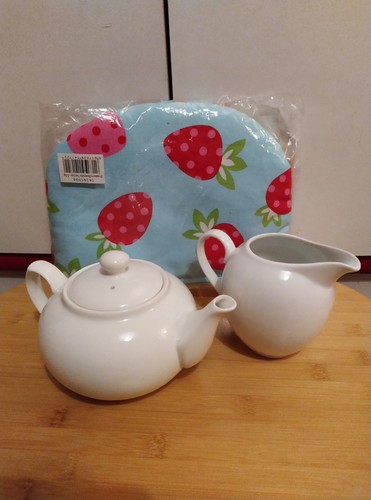 New small single teapot - new,