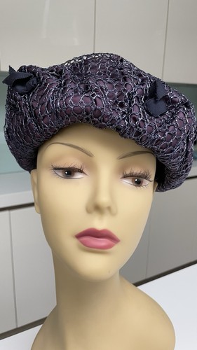 Vintage 1950s aubergine pill - vintage,