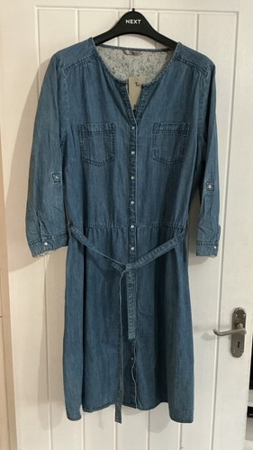 Ladies size blue - size, 18